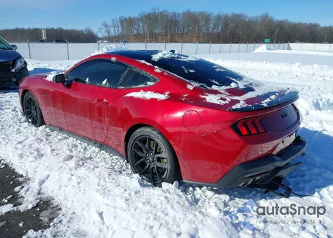 2024 Ford Mustang Gt Premium Fastback z USA, uszkodzony, nr VIN 1FA6P8CF0R5402949